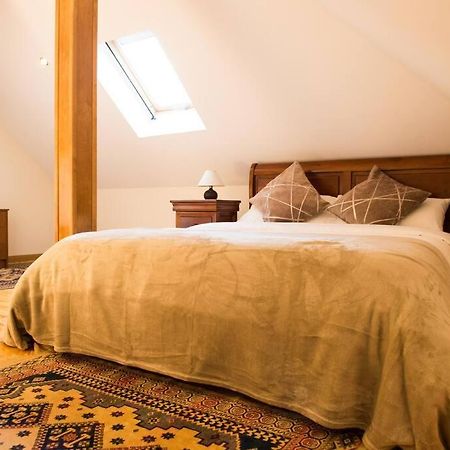 מיראפלורס דה לה סיירה Chalet De 5 Habitaciones En La Sierra De Madrid El Olivo De Miraflores מראה חיצוני תמונה