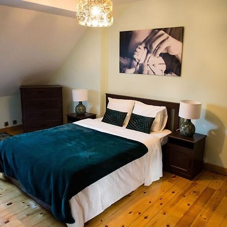 מיראפלורס דה לה סיירה Chalet De 5 Habitaciones En La Sierra De Madrid El Olivo De Miraflores מראה חיצוני תמונה