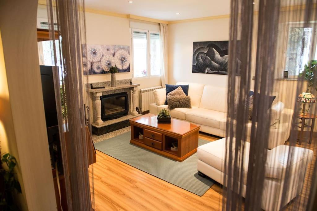 מיראפלורס דה לה סיירה Chalet De 5 Habitaciones En La Sierra De Madrid El Olivo De Miraflores מראה חיצוני תמונה